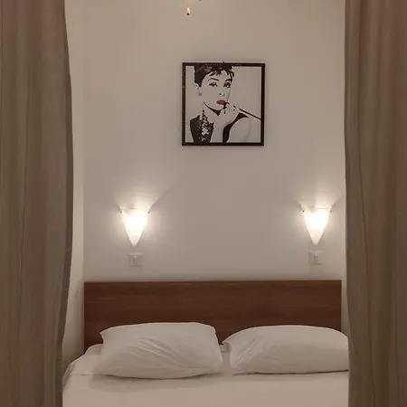 Lana 2 Apartman *