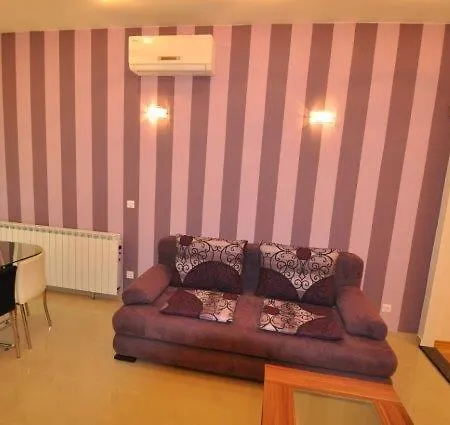 Lana 2 Apartment